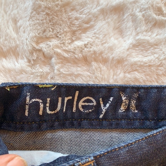 Hurley mini - Picture 2 of 5